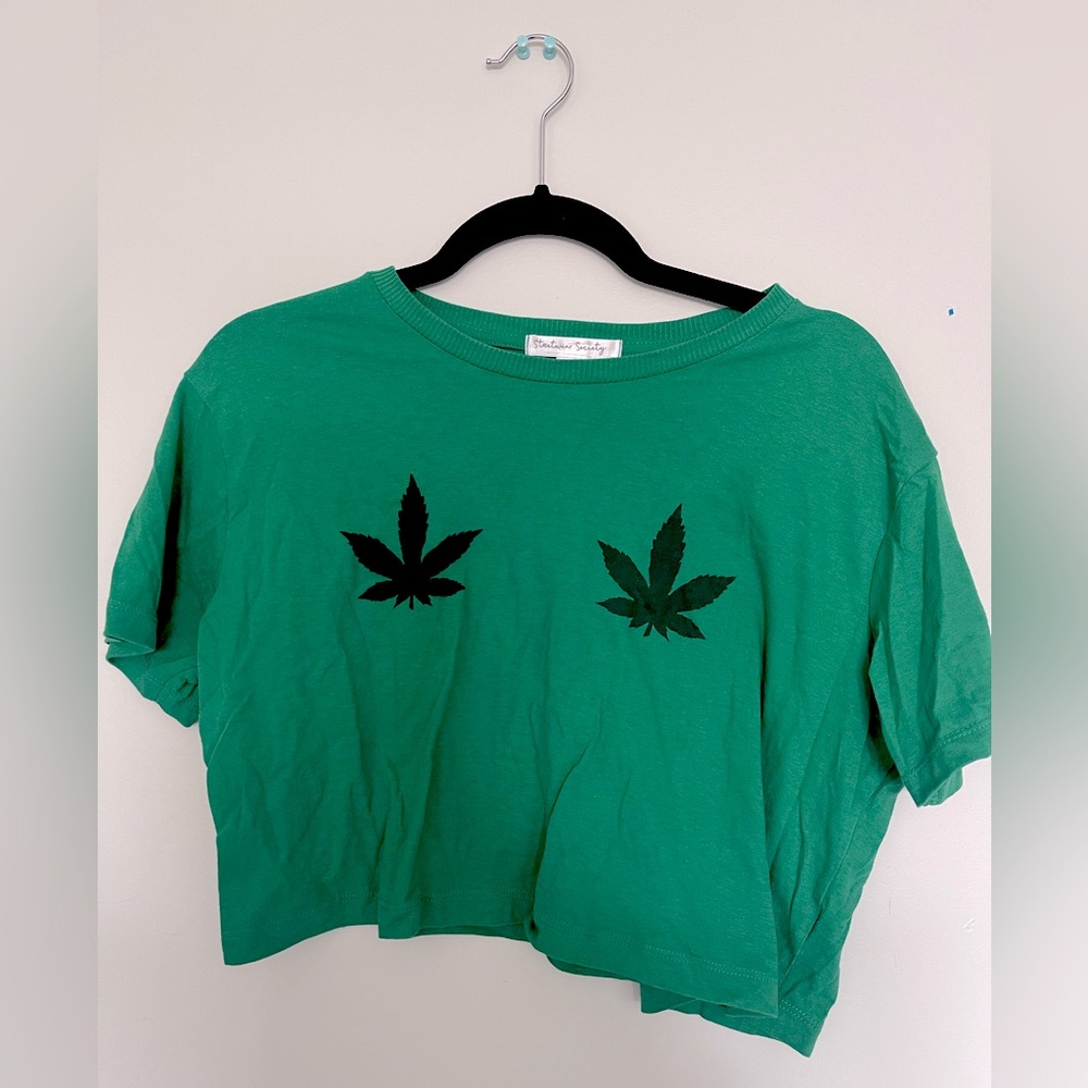 420 crop tee